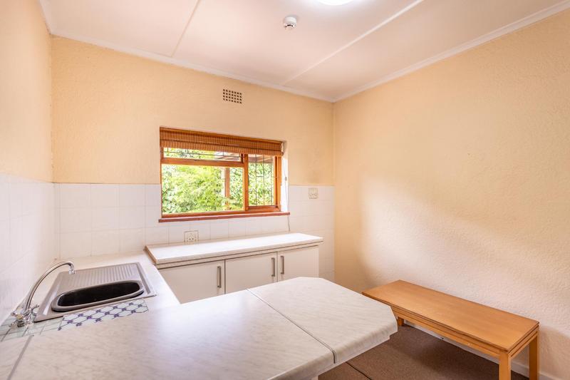 5 Bedroom Property for Sale in Pinelands Western Cape